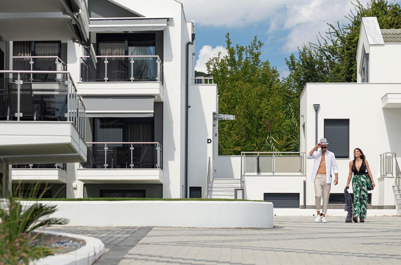 The Black Pearl Villas Kalamitsi  Exterior photo